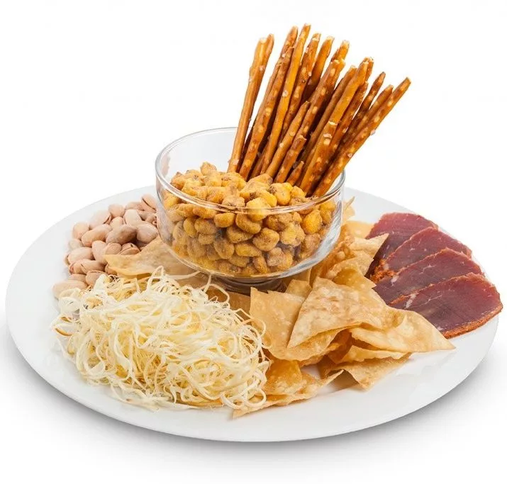 Набор №2 к пиву — сырные палочки с соусом